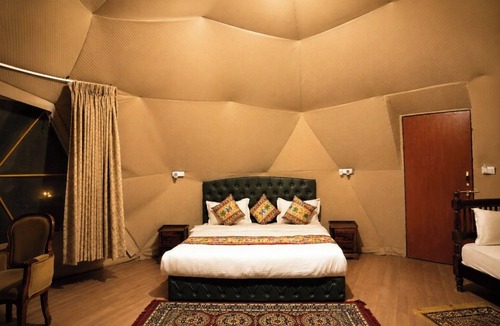 Kanoi Hotel | Crystal Resort