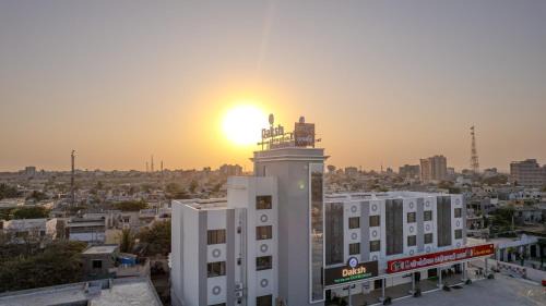 Dwarka Hotel | Daksh The Grand Goverdhan