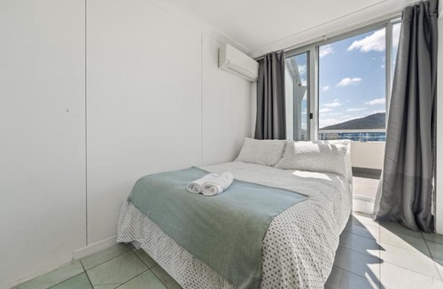 City East House | Dana-Private Room in a shared duplex Apartment -1