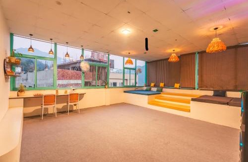 Tapovan Hostel | De Offlanders Hostel