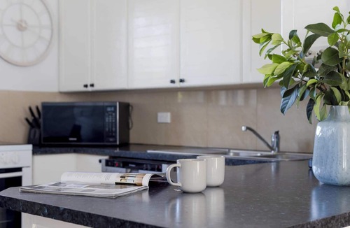 Figtree House | Delightful Getaway at Karbo