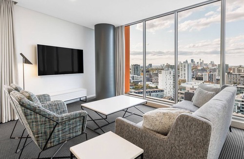 Zetland Apartment | Deluxe 3 Bedroom Suite Defries Avenue, Zetland, New South Wales