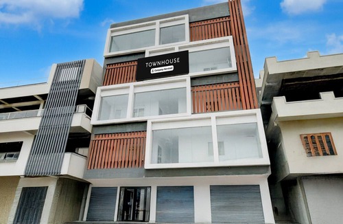 Vanasthalipuram House | Deluxe Hotel Capitol Stay Inn