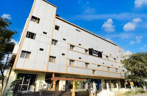 Hyderabad House | Deluxe Hotel Godavari