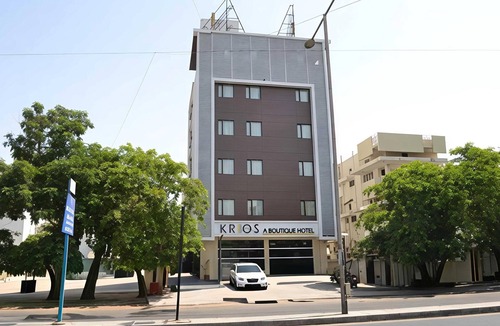 Ahmedabad House | Deluxe Hotel Navjivan