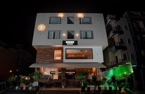 Bhopal House | Deluxe Hotel Ocean Breeze