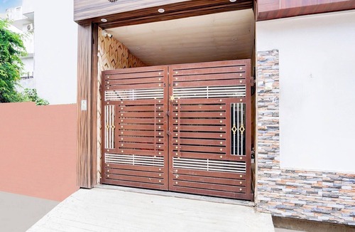 Kakarmatha House | Deluxe Hotel SKR