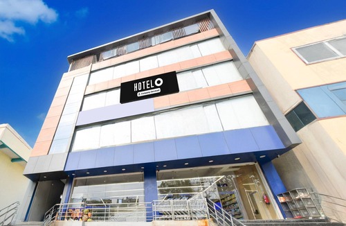 Hyderabad House | Deluxe Shree Srinivasa Hotel