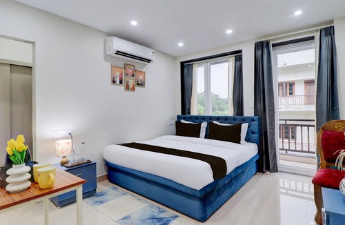 Dehradun House | Deluxe With Balcony Rispana River Dehradun