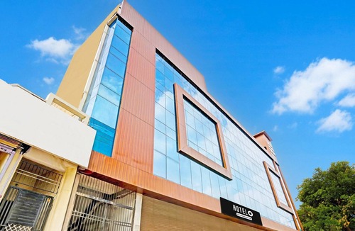 Raipur House | DeluxeHotel O Raipur