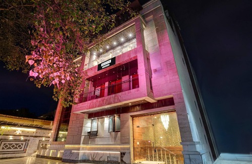 Kanpur House | Deluxehotel Shanti Kutir