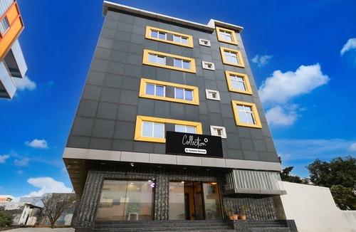 Hyderabad House | DeluxeKrishna Hotel