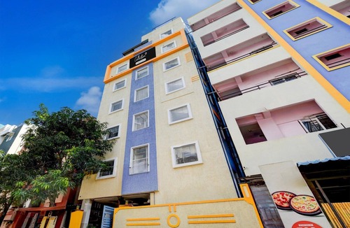 Gachibowli House | DeluxeSri Vinayaka Luxury Rooms