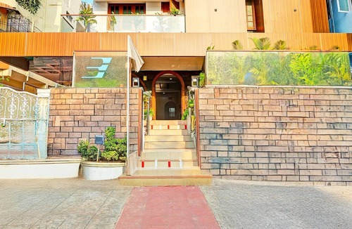 Dwaraka Nagar House | DeluxeVIJAYA RESIDENCY
