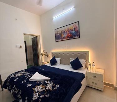 Ayodhya House | Devansh Palace Near Ram Mandir