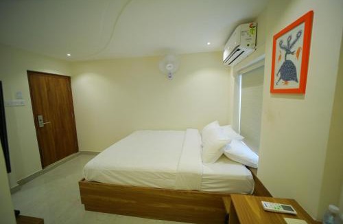 Hyderabad Hotel | Dhruv Elite and Banquets