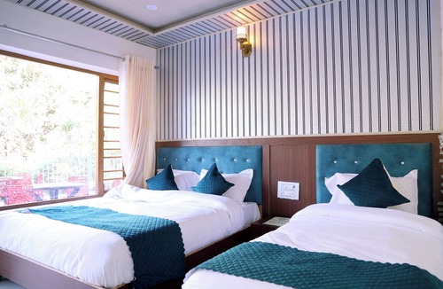 Jogiyana Hotel | Ditya Destiny's JK River View Resort