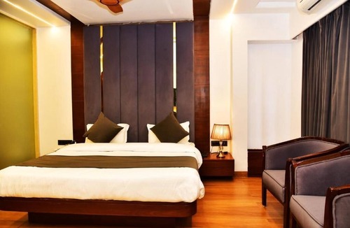 Pachmarhi Hotel | Divine Peak