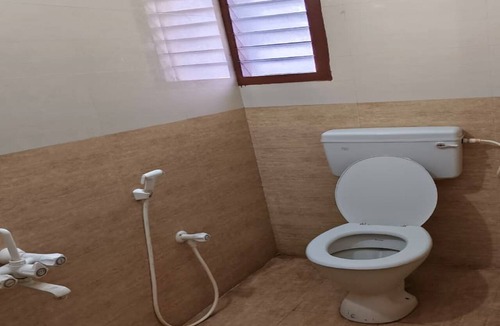 Sholinganallur Hotel | DP Residency