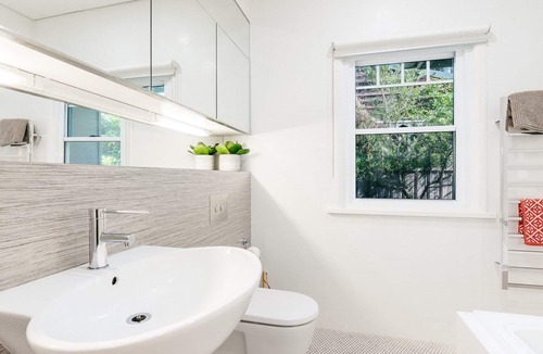 Patonga House | Driftwood By The Water- Holiday Special