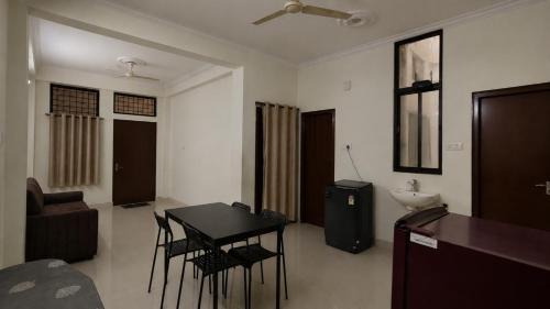 Hyderabad Apartment | Dumzy's Bungalow