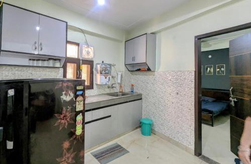 Dwarka Apartment | Dwarka Inn 2Bhk
