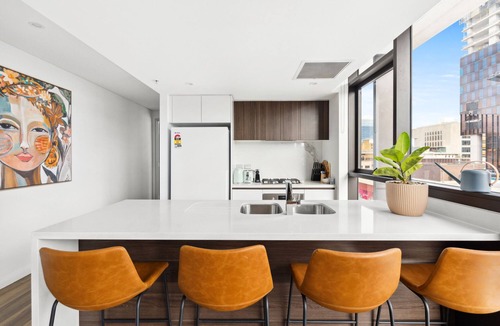 Parramatta Apartment | Elegant 2-Bed with Pool, Gym & Sauna