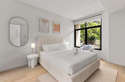 Glebe Apartment | Elegant Glebe Home with Terrace Near Fish Market