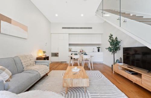 Macquarie Park Apartment | Elegant Loft Living w Soaring Ceilings