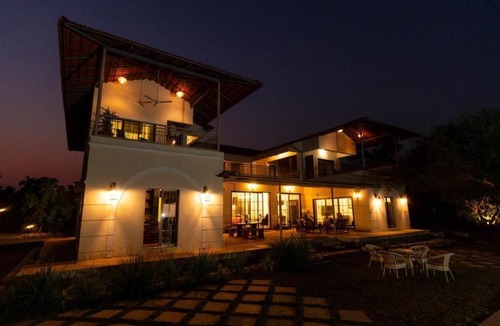 Zirad Villa | ELIVAAS Casa Mocha Exquisite 5BHK Villa