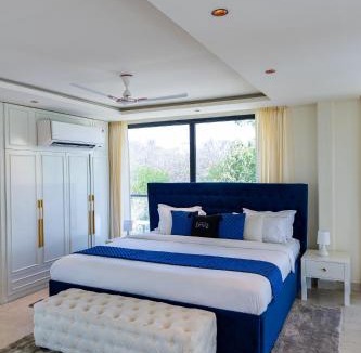 Gurugram Villa | ELIVAAS privé ASK Farms Pet-friendly Bespoke Villa with Private Pool, Cinema Room & Alfresco Pizza Station