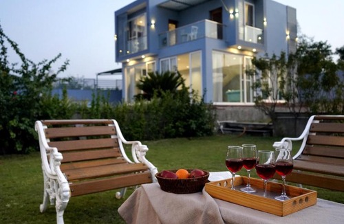 Bedla Villa | ELIVAAS Signature Bluebell Villa 2-BHK Villa With Pvt Pool & Scenic Aravali Views