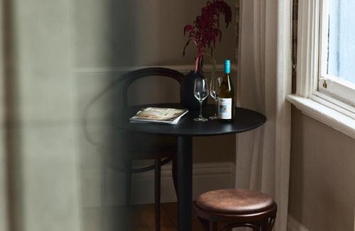 Annandale Hotel | Empire Hotel