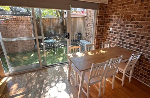 Glebe Villa | Entire 3-Bedroom House in Central Glebe