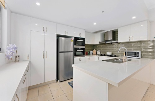 Strathfield Condo | Epic city view penthouse 3b near station