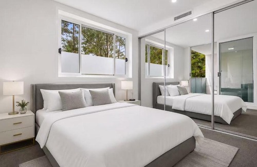 Epping Apartment | Epping Central 2BR Apt, Near to Metro & Coles,Free parking