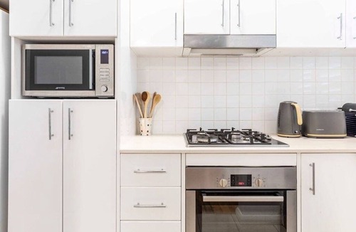 Neutral Bay Apartment | Escape to Central Park