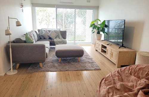Cronulla Apartment | Esplanade Bliss