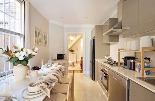 Redfern House | Eveleigh Heritage Escape | 4BR Urban Retreat