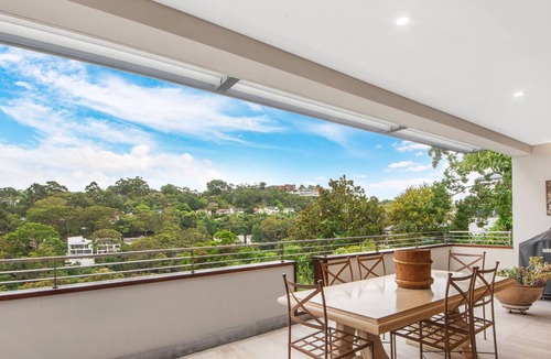 Cammeray House | Executive Tranquility, Cammeray