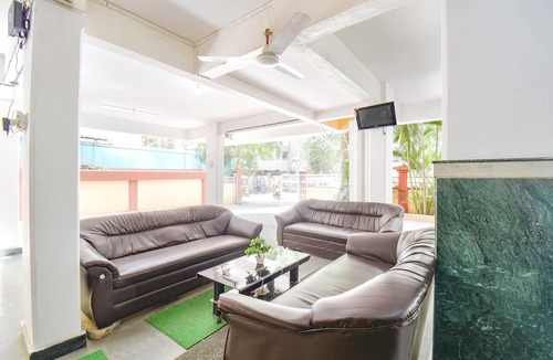 Wakad Hotel | FabExpress Wakad Stays