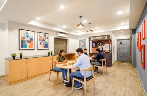 Kolkata Hotel | FabHotel Airport Green Arcade - Nr Kolkata Airport