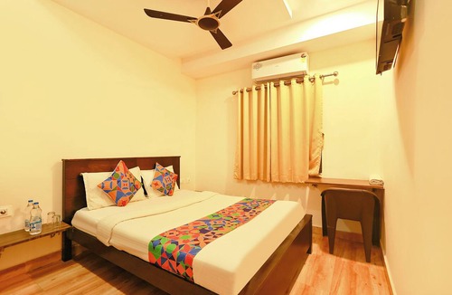 Vijayawada Hotel | Fabhotel Akshaya Bheemas Inn
