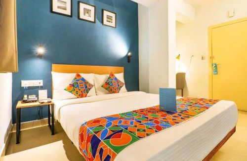 Kolkata Hotel | FabHotel Azure Sky