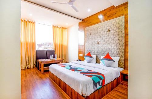 Zirakpur Hotel | FabHotel Black Diamond