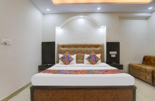Bhopal Hotel | FabHotel Classic