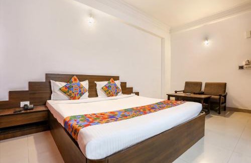 Nagpur Hotel | FabHotel Darshan Tower - CA Road