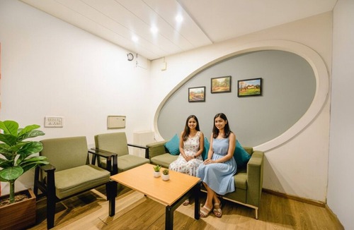 Pitampura Hotel | FabHotel Dev Palace I - Pitampura