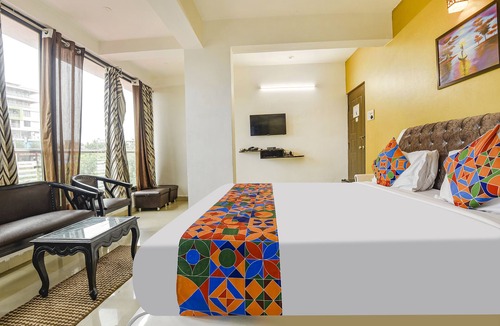 Ranghavi Estate Hotel | FabHotel Dewa - Nr. Dabolim International Airport
