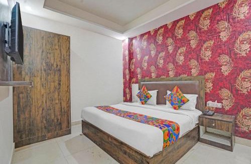 Mahipalpur Extension Hotel | FabHotel Dilnoor Stay